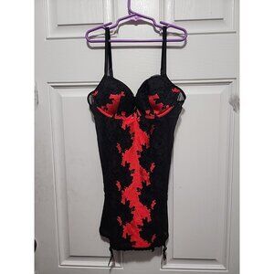 Victoria’s Secret Y2K Red Black Lace Fitted Stretch Teddy Garters Size 34B